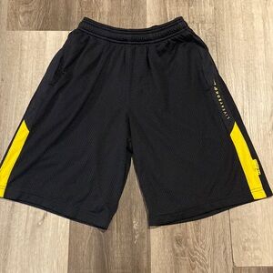 NIKE Livestrong boy’s grey/yellow drawn-strings mesh workout shorts size S